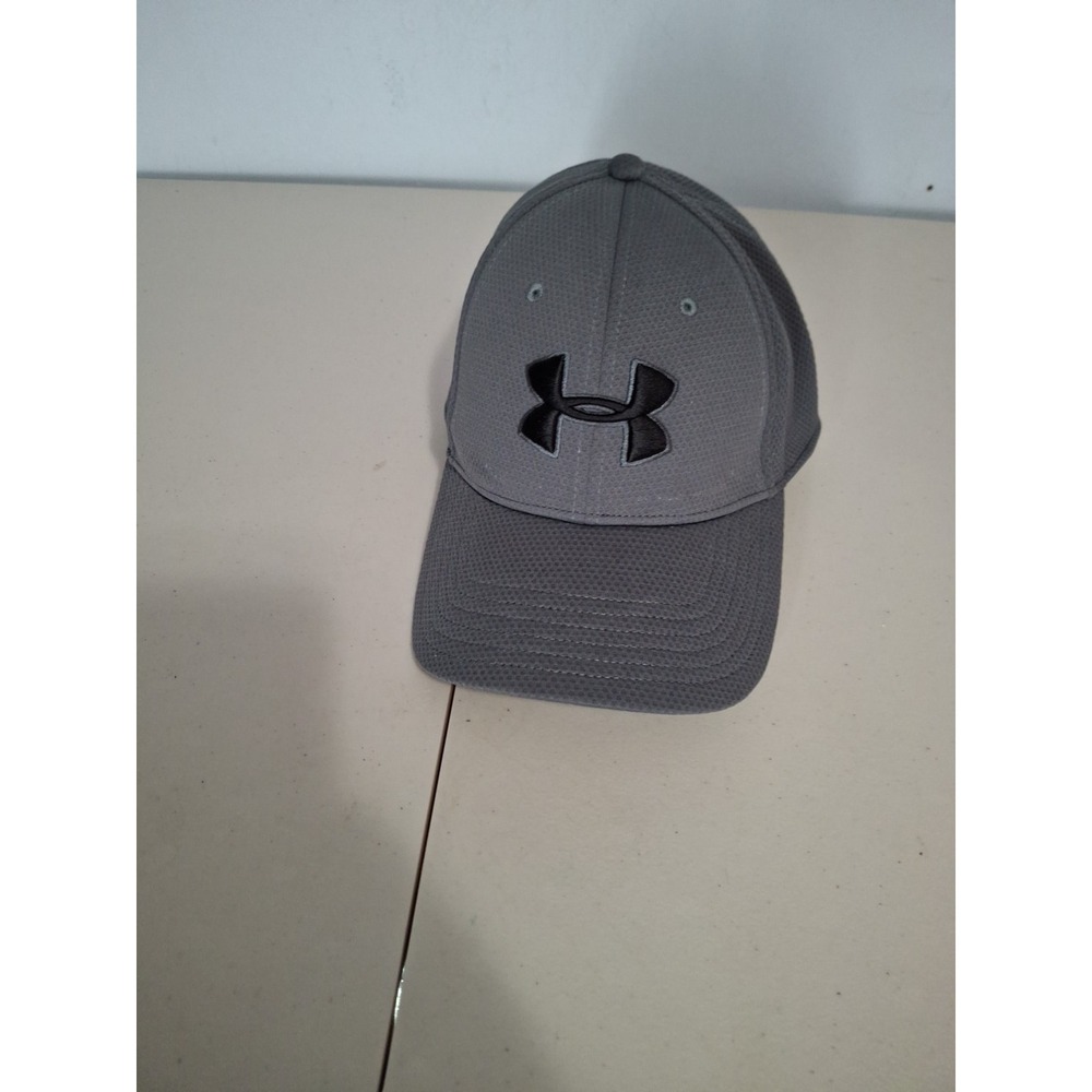 UNDER ARMOUR Mesh Fitted Hat Men's‎ M/L Grey Cap Embroidered